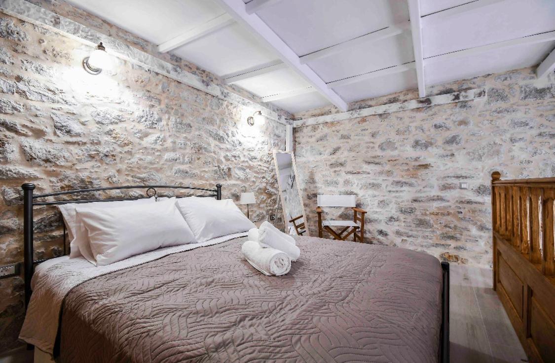 Stone Living Stone apartment in Symi  Esterno foto